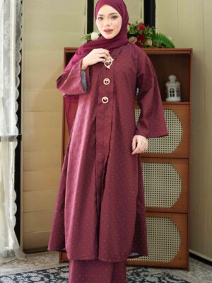 ALEEYA MAROON